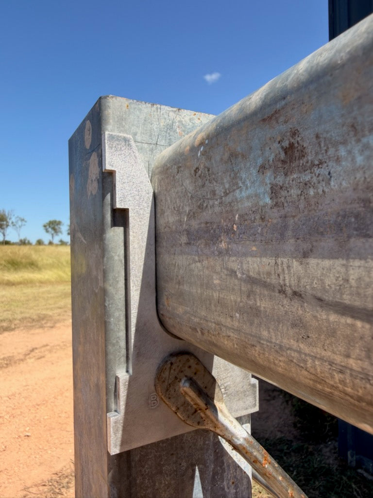 Cattle Rail Offsider